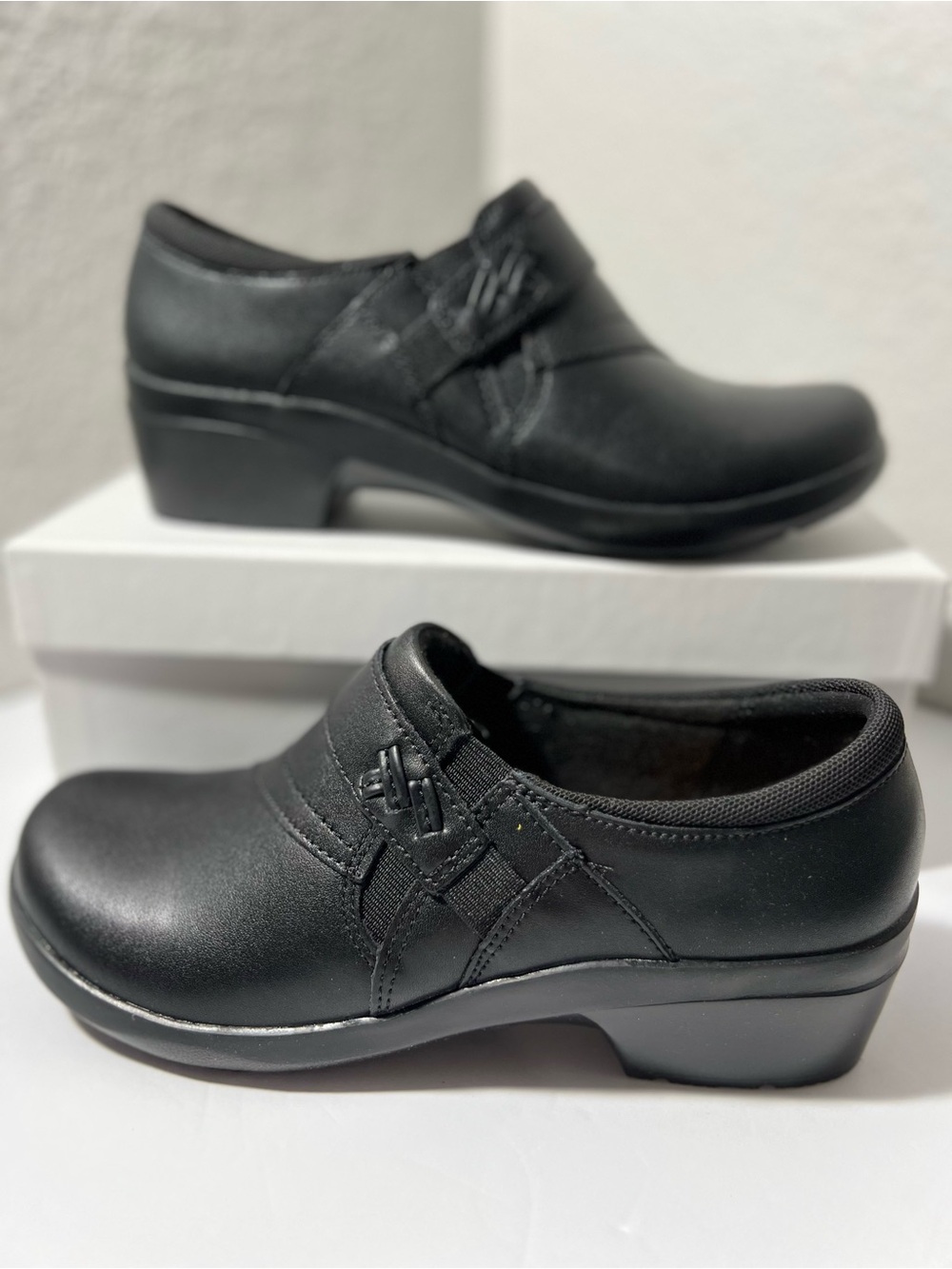 Clarks Collection Angie Pearl Black Leather Comfort Clogs Shoes Women’s size‎ 7